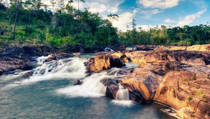 Swimming in Rio On Pools Belize